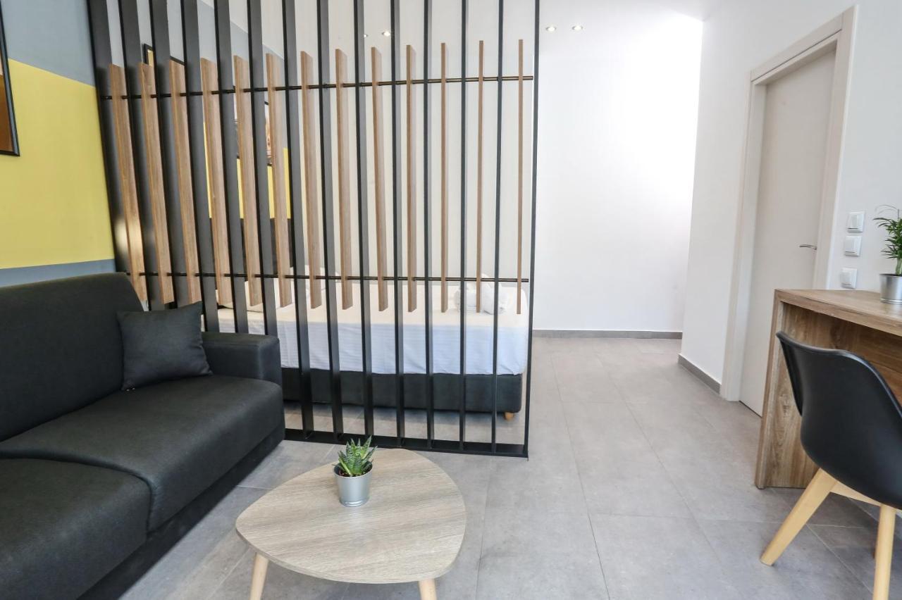 Downtown Seaside Suites Szaloniki Kültér fotó