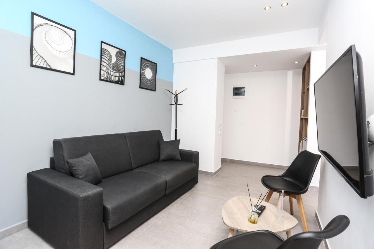 Downtown Seaside Suites Szaloniki Kültér fotó