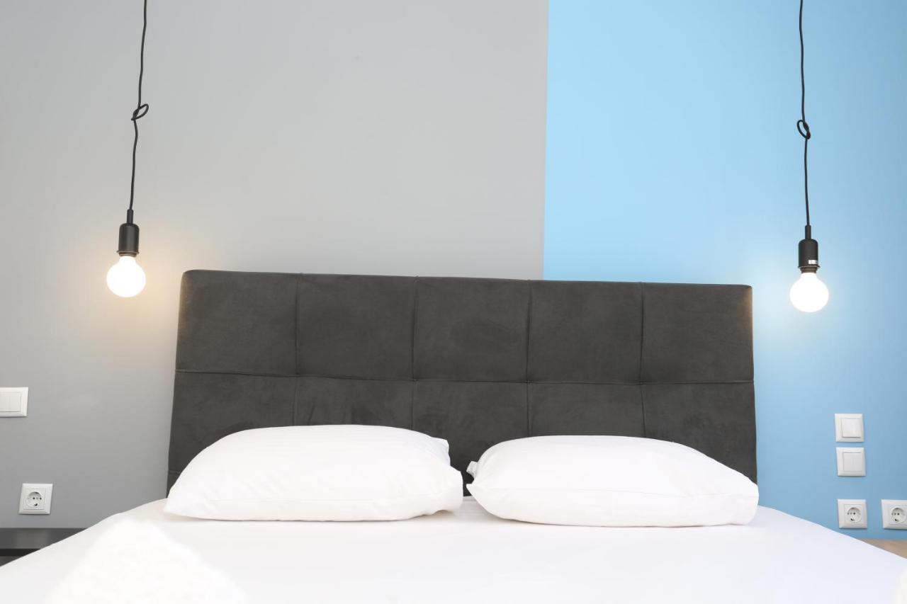 Downtown Seaside Suites Szaloniki Kültér fotó