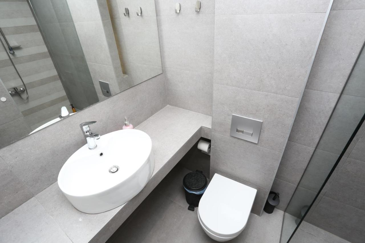 Downtown Seaside Suites Szaloniki Kültér fotó