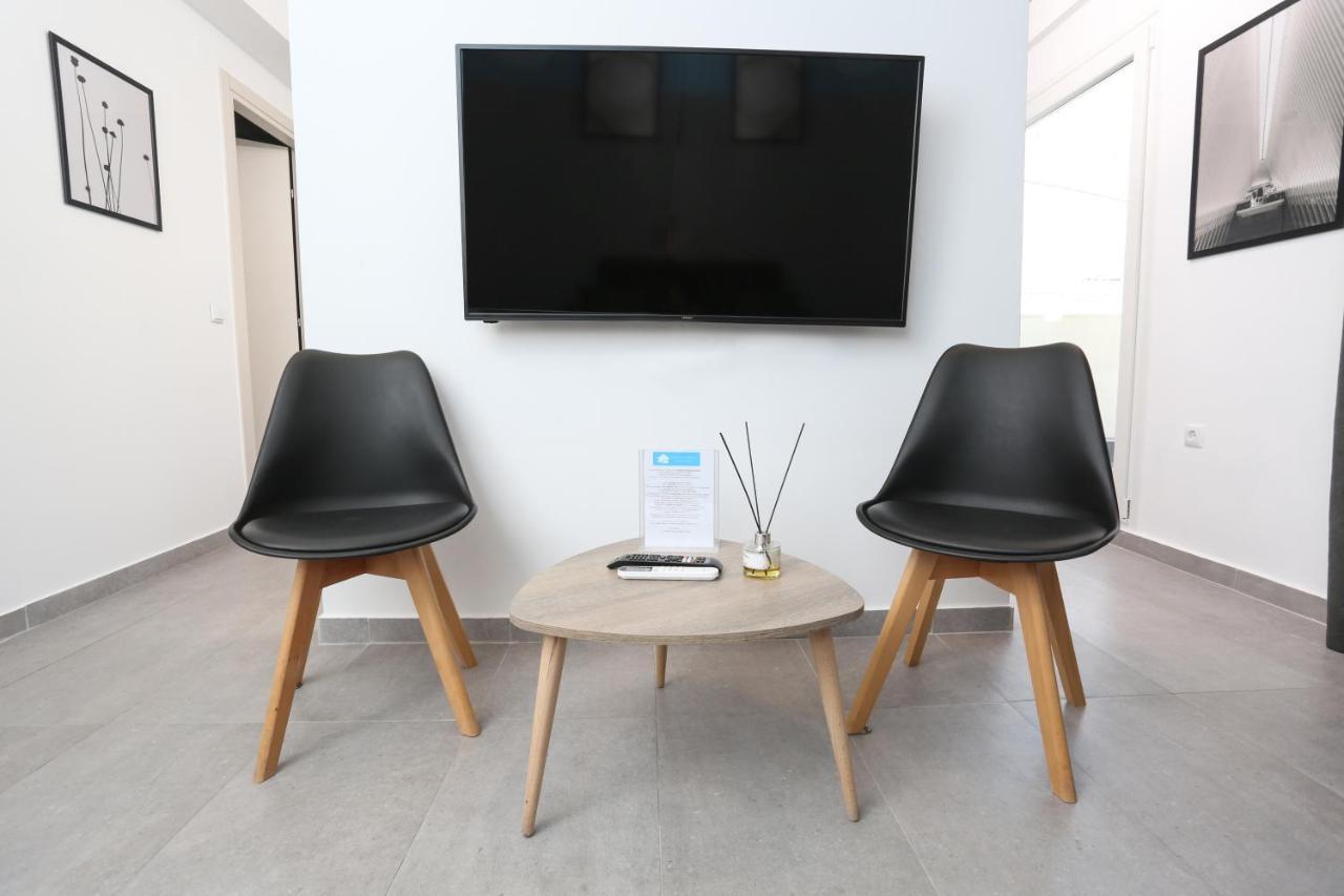 Downtown Seaside Suites Szaloniki Kültér fotó