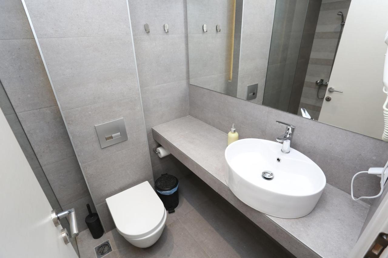 Downtown Seaside Suites Szaloniki Kültér fotó
